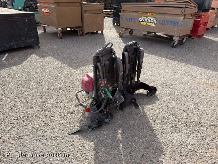 image for item EL2681 (2) backpack concrete vibrators