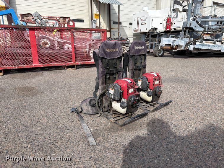 image for item EL2682 (2) backpack concrete vibrators