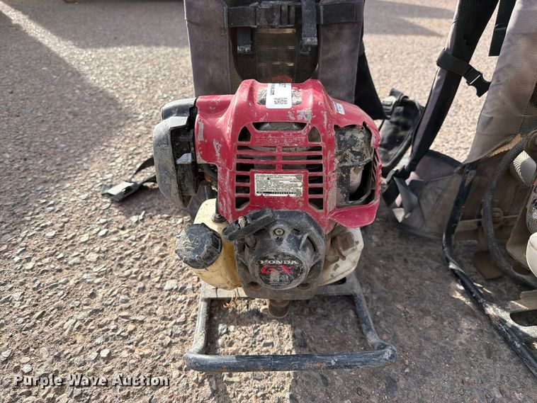image for item EL2687 (2) backpack concrete vibrators