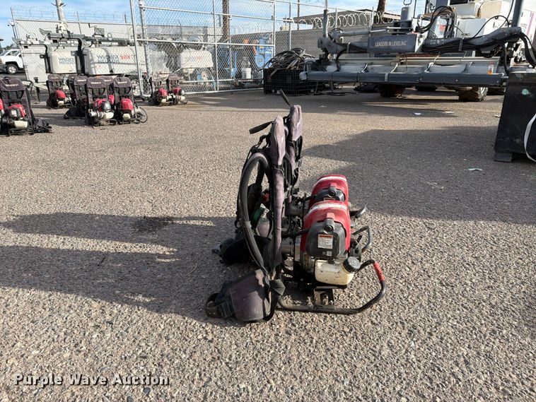 image for item EL2690 (2) backpack concrete vibrators