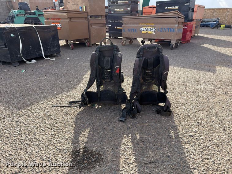 image for item EL2690 (2) backpack concrete vibrators