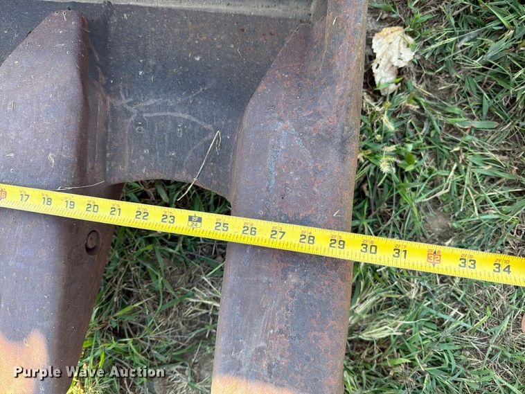 image for item EO8817 Excavator bucket