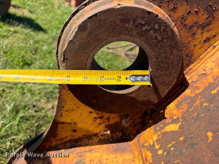 image for item EO8817 Excavator bucket