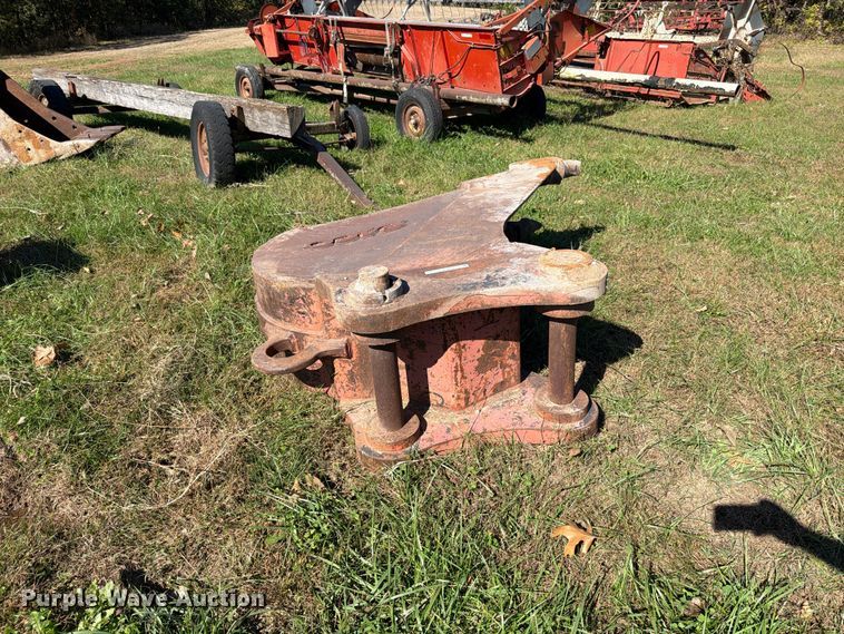 image for item EO8818 Esco excavator bucket