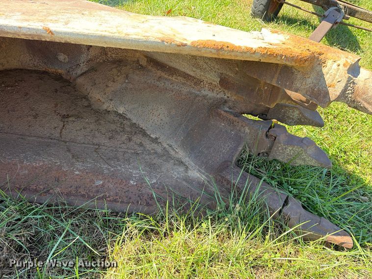 image for item EO8818 Esco excavator bucket