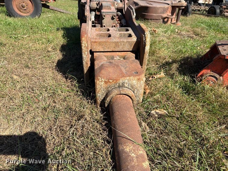 image for item EO8820 NPK breaker