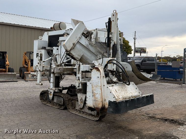 image for item EO8826 Miller Formless M1000 curb machine