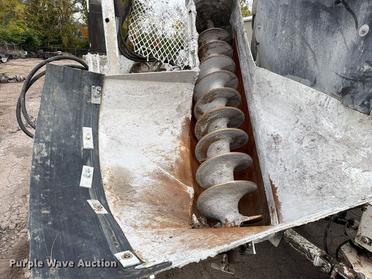 image for item EO8826 Miller Formless M1000 curb machine