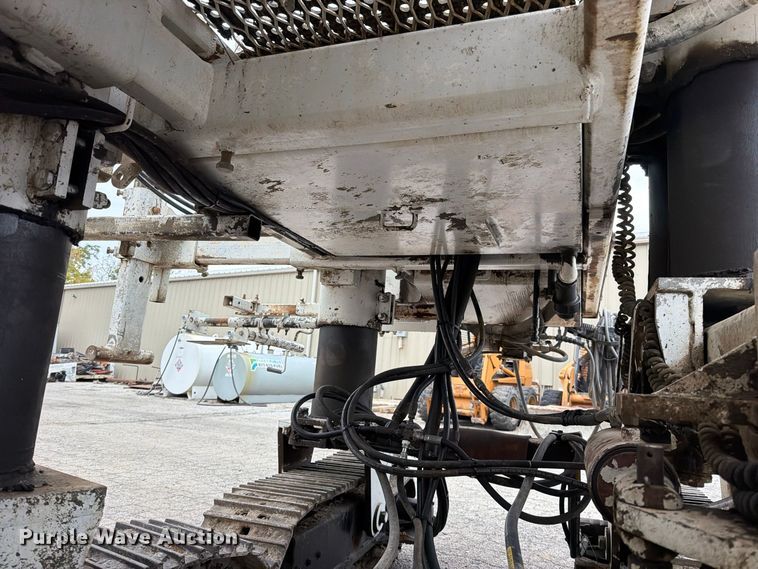 image for item EO8826 Miller Formless M1000 curb machine