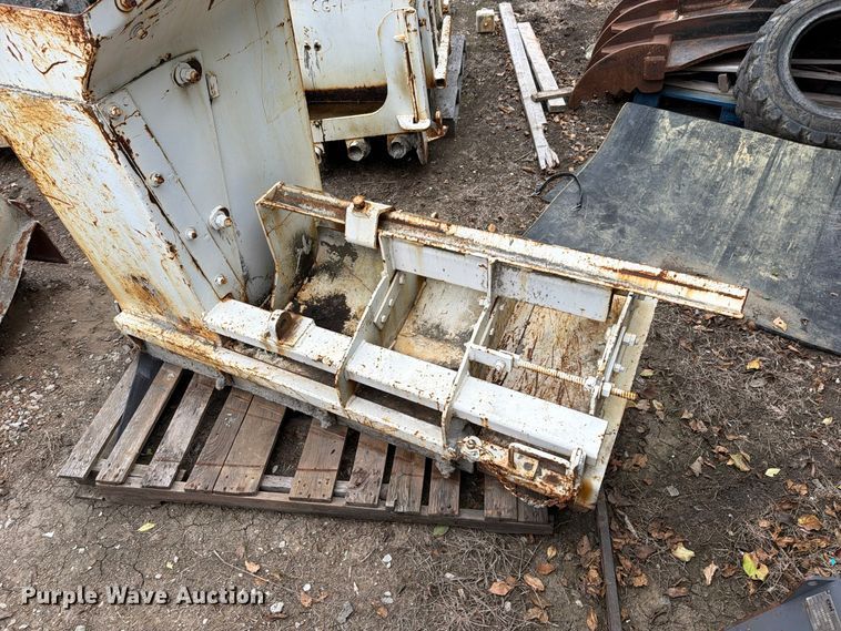 image for item EO8826 Miller Formless M1000 curb machine