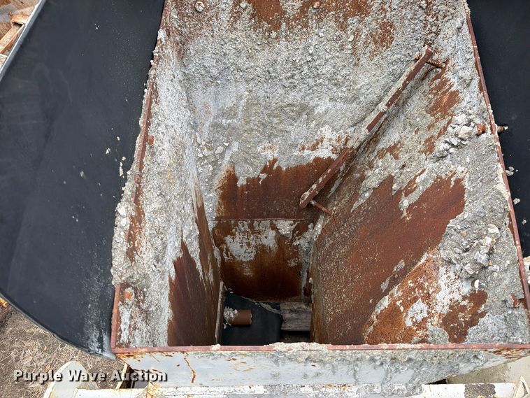image for item EO8826 Miller Formless M1000 curb machine