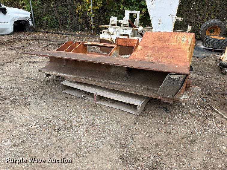 image for item EO8826 Miller Formless M1000 curb machine