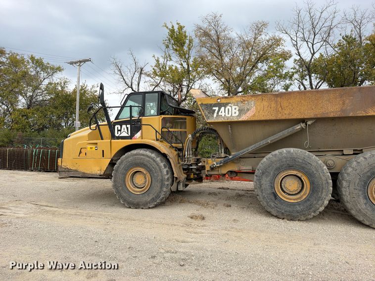 image for item EO8832 2014 Caterpillar 740B articulated haul truck