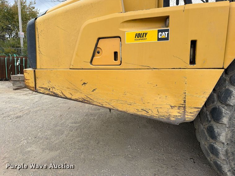 image for item EO8832 2014 Caterpillar 740B articulated haul truck