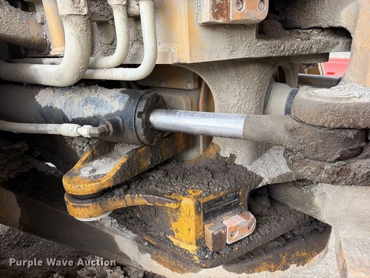 image for item EO8832 2014 Caterpillar 740B articulated haul truck