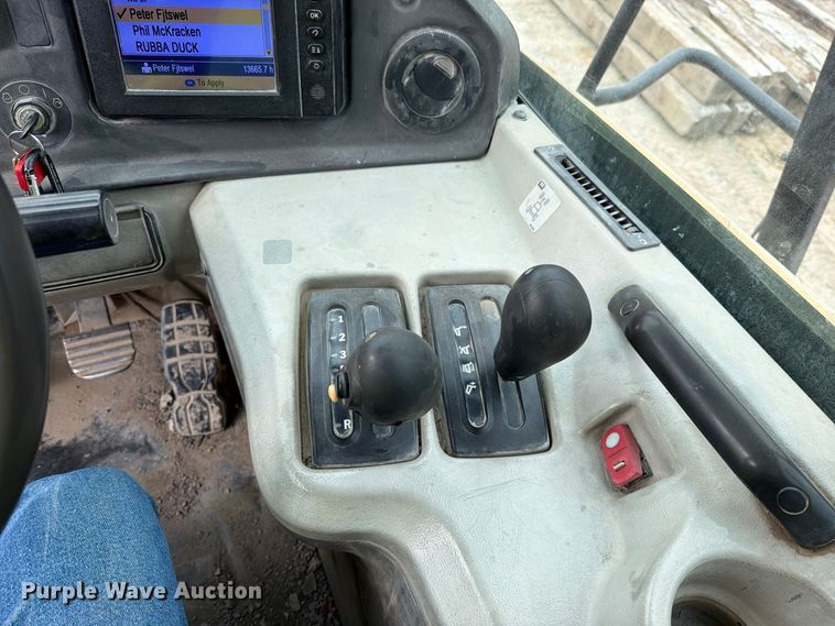 image for item EO8832 2014 Caterpillar 740B articulated haul truck