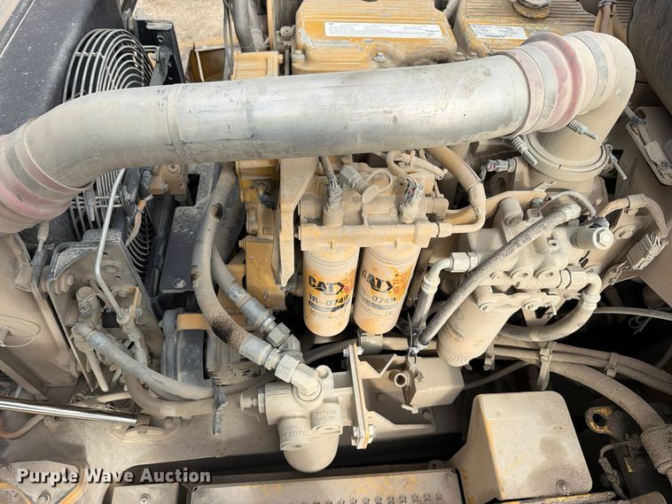 image for item EO8832 2014 Caterpillar 740B articulated haul truck
