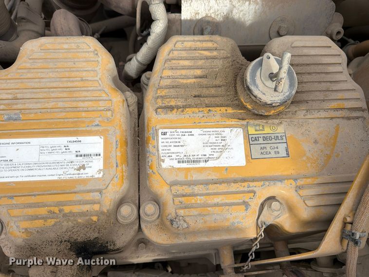 image for item EO8832 2014 Caterpillar 740B articulated haul truck