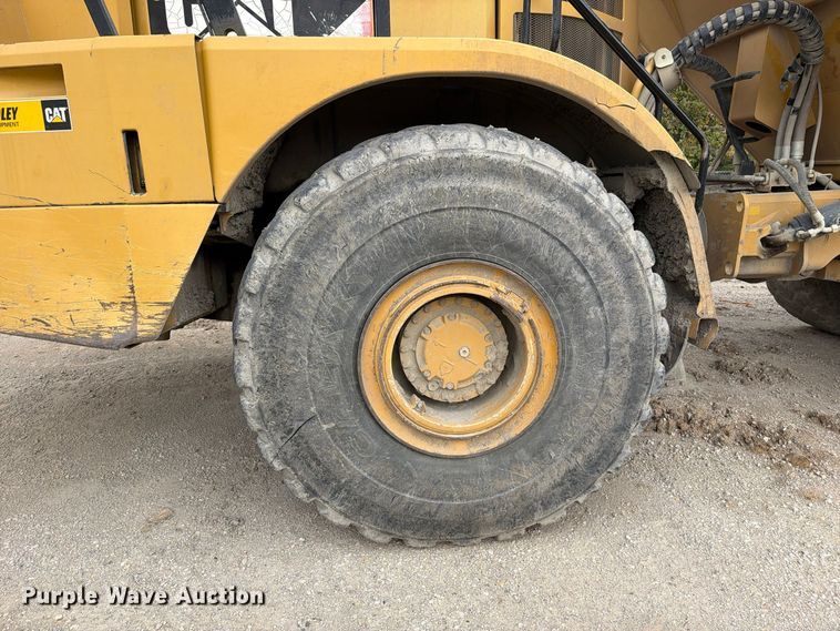 image for item EO8832 2014 Caterpillar 740B articulated haul truck