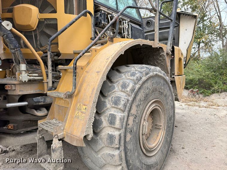 image for item EO8833 2014 Caterpillar 740B articulated haul truck