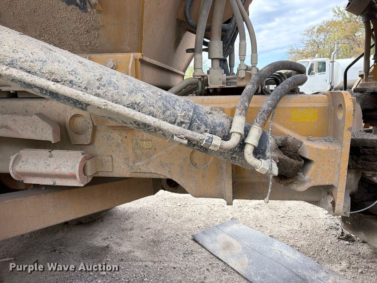 image for item EO8833 2014 Caterpillar 740B articulated haul truck