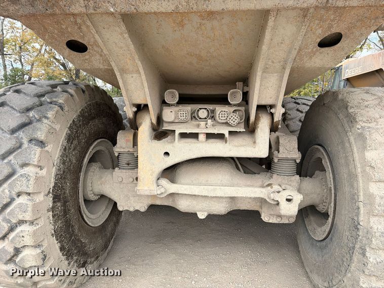 image for item EO8833 2014 Caterpillar 740B articulated haul truck