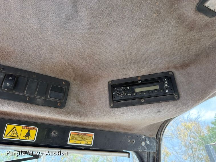 image for item EO8833 2014 Caterpillar 740B articulated haul truck