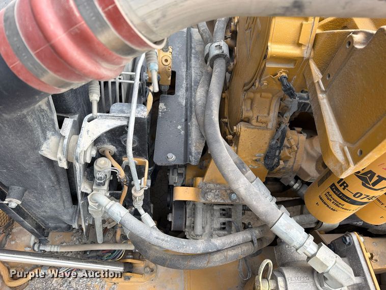 image for item EO8833 2014 Caterpillar 740B articulated haul truck