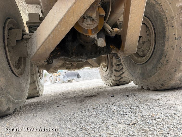image for item EO8833 2014 Caterpillar 740B articulated haul truck