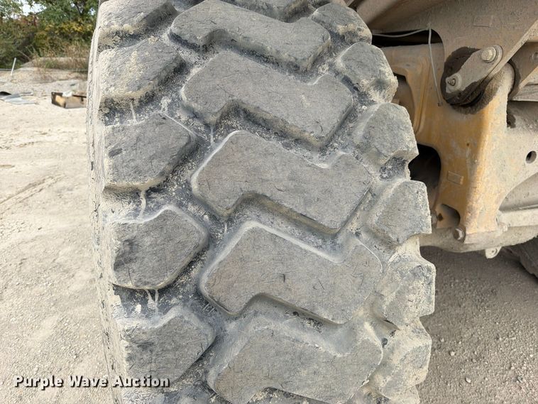 image for item EO8833 2014 Caterpillar 740B articulated haul truck