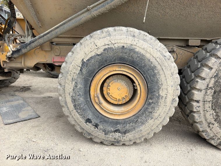 image for item EO8833 2014 Caterpillar 740B articulated haul truck