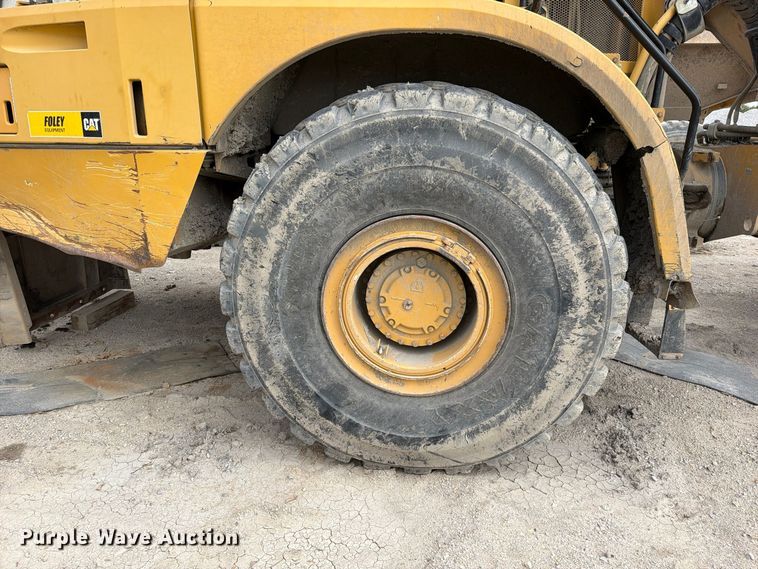 image for item EO8833 2014 Caterpillar 740B articulated haul truck