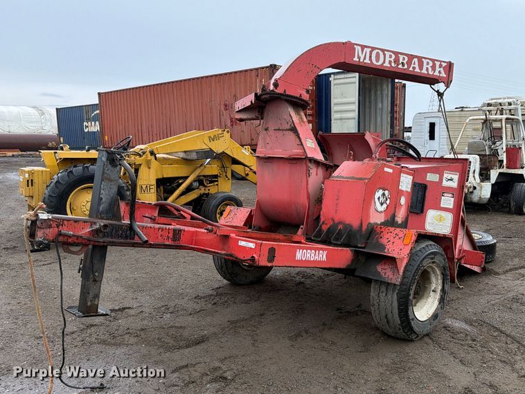 image for item EP3075 MORBARK 13 wood chipper