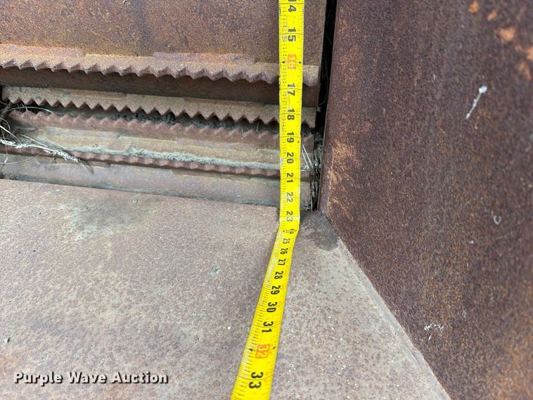 image for item EP3075 MORBARK 13 wood chipper