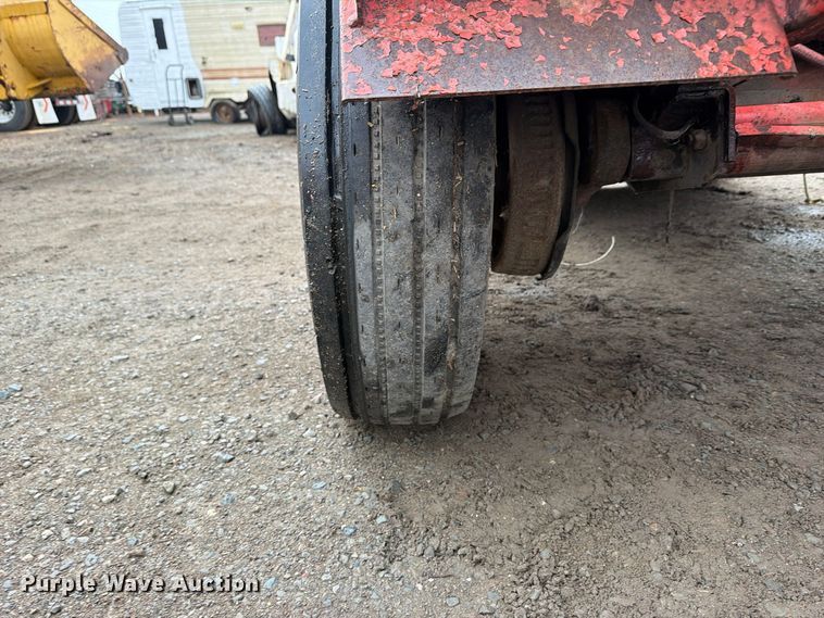 image for item EP3075 MORBARK 13 wood chipper