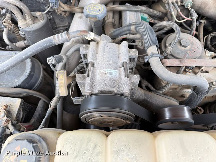 image for item EP3076 2003 Ford F250 Super Duty Ext. Cab utility bed pickup truck