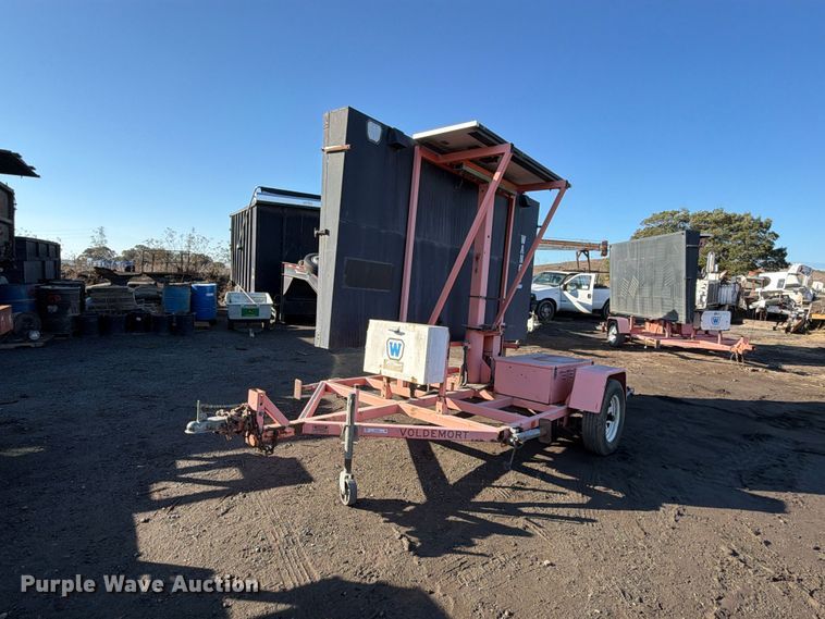 image for item EP3079 2007 Wanco WTLMB message board trailer