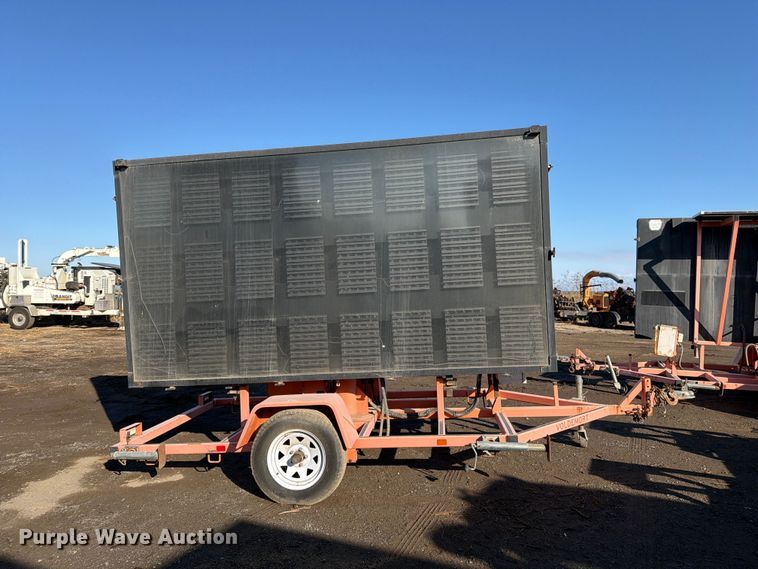 image for item EP3079 2007 Wanco WTLMB message board trailer