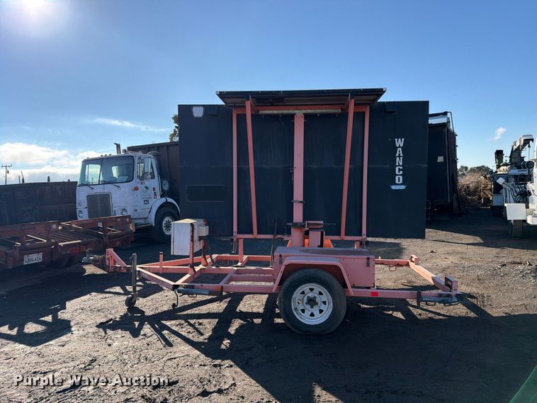 image for item EP3079 2007 Wanco WTLMB message board trailer