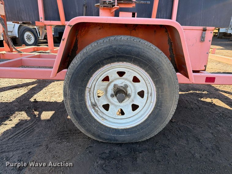 image for item EP3079 2007 Wanco WTLMB message board trailer