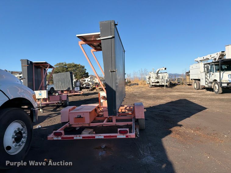 image for item EP3080 2007 Wanco WTIMB message board trailer