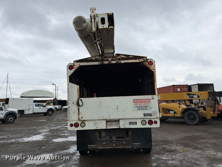 image for item EP3083 2001 GMC C7 forestry bucket truck