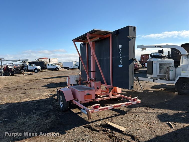 image for item EP3085 2007 Wanco WTIMB message board trailer