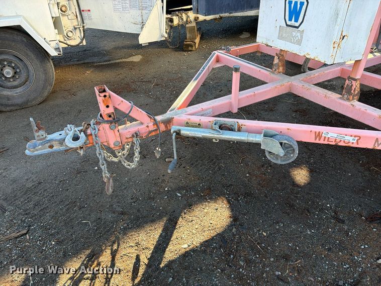 image for item EP3086 2007 Wanco WTLMB message board trailer