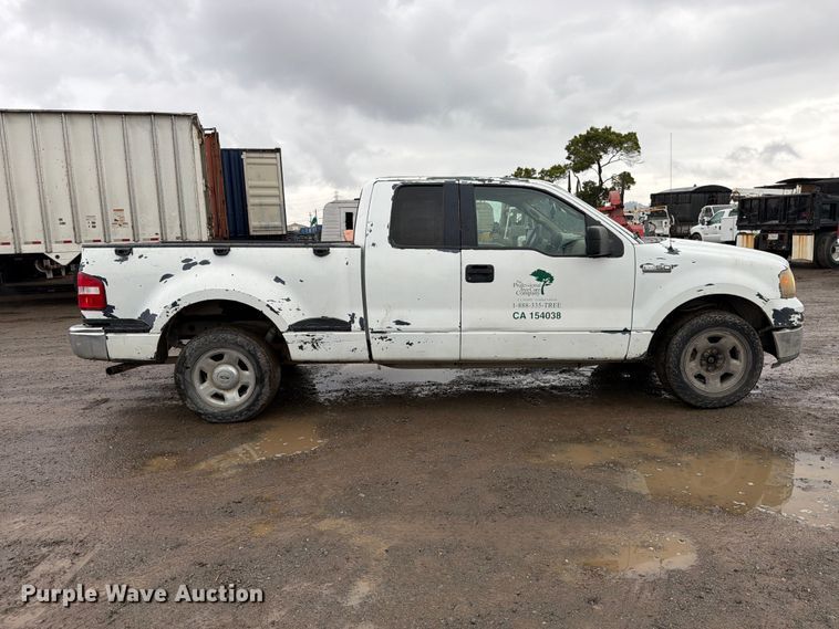 image for item EP3088 2005 Ford F150 Ext. Cab pickup truck
