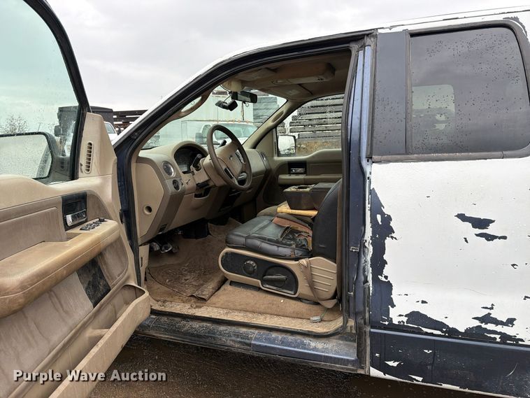 image for item EP3088 2005 Ford F150 Ext. Cab pickup truck