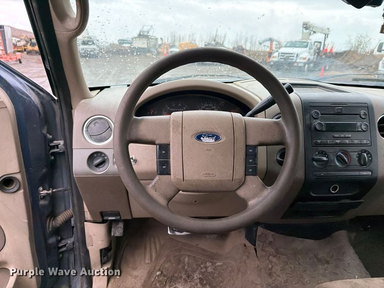 image for item EP3088 2005 Ford F150 Ext. Cab pickup truck
