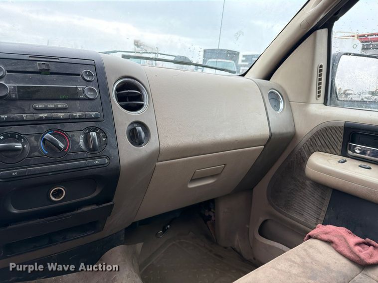 image for item EP3088 2005 Ford F150 Ext. Cab pickup truck