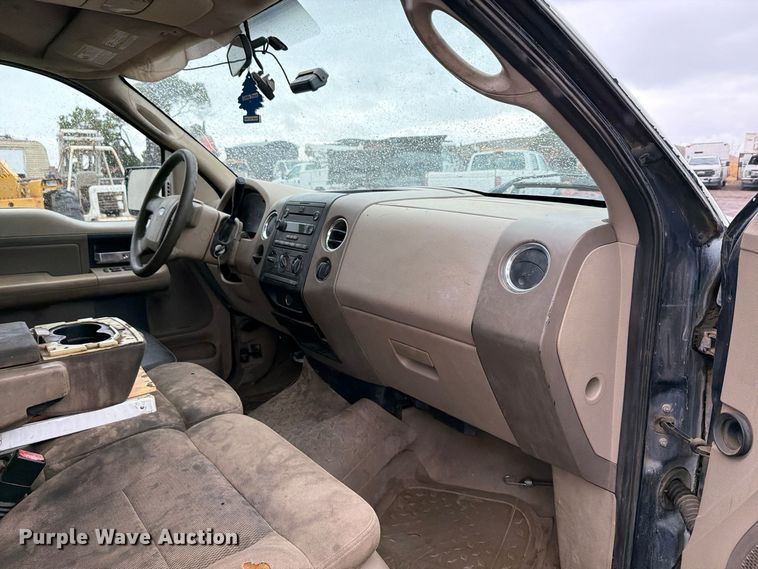 image for item EP3088 2005 Ford F150 Ext. Cab pickup truck