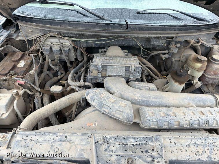 image for item EP3088 2005 Ford F150 Ext. Cab pickup truck